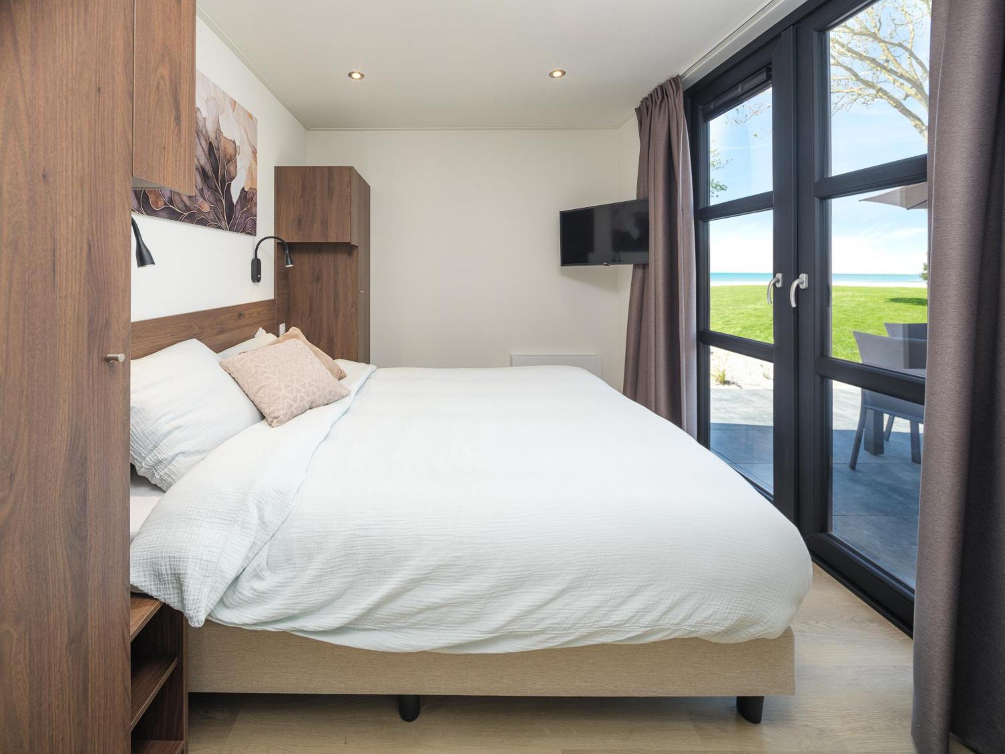 Marinapark Beach Resort Soal Workum Room photo